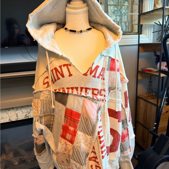 Free People We The Free Legacy Hoodie – Size Small - Picture 7 of 8